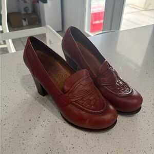 $355 Chie Mihara woven red Leather Oxford Style pumps Women Size 38.5/8